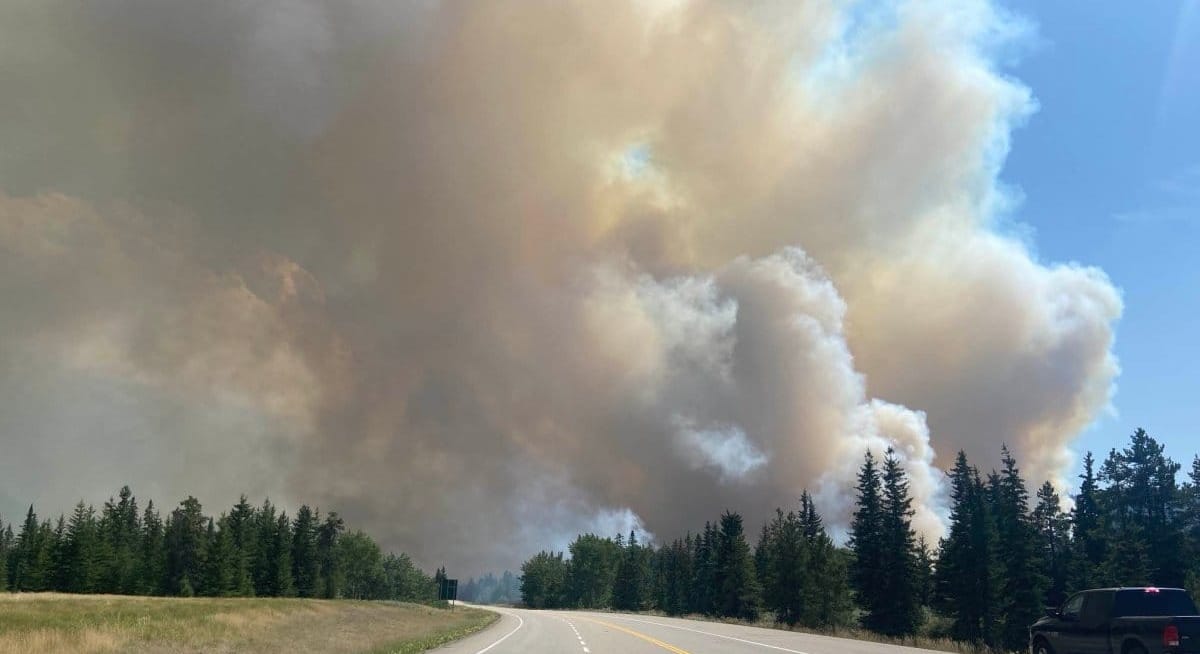 Inferno in Jasper: Wildfire Devastates Iconic Canadian Tourist Town and National Park