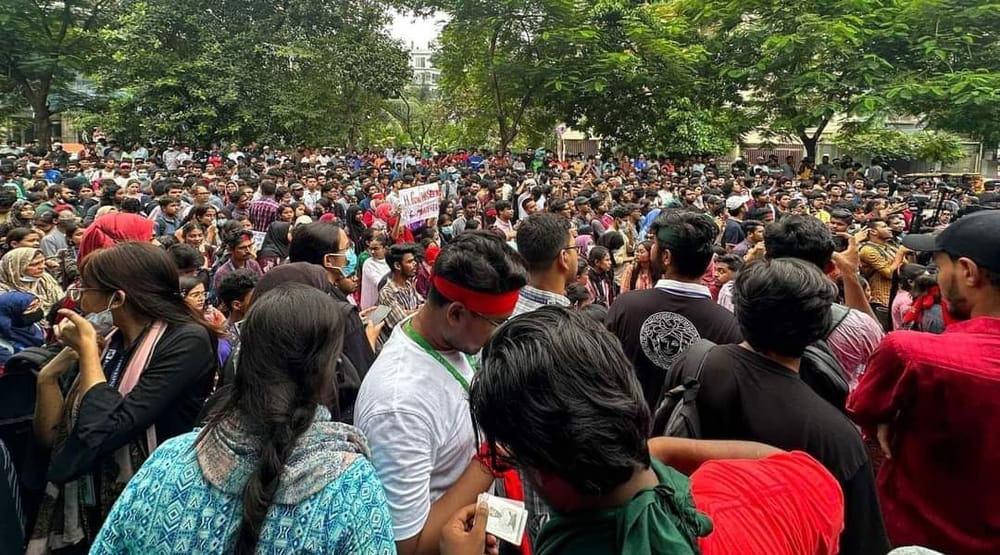 Protests Erupt in Bangladesh Demanding Justice for Deadly Crackdown on Student Demonstrations post image